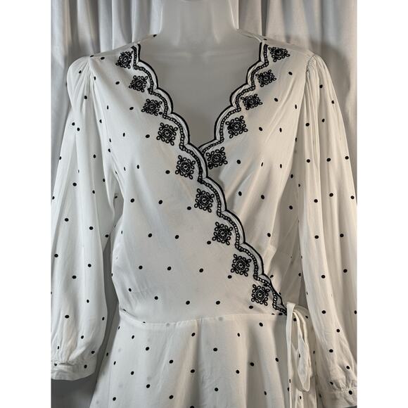 Loft Scalloped Polka Dot Wrap Blouse, White & Black, Sz: M, 80-32 - Picture 6 of 15